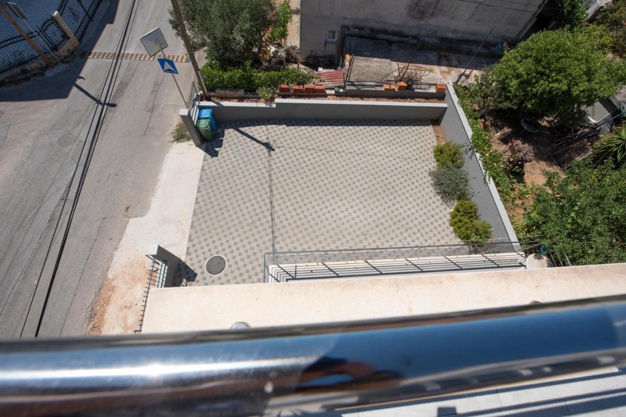 Sunny Attic Apartment With Balcony & Modern City Apartment With Outdoor Area, No Balcony Trogir Exterior foto